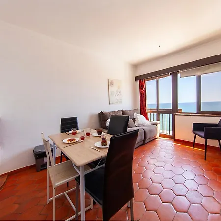 Seacliff Apartment