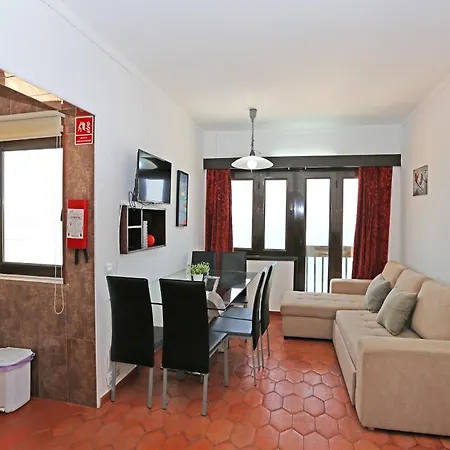 Apartment V - Seacliff *
