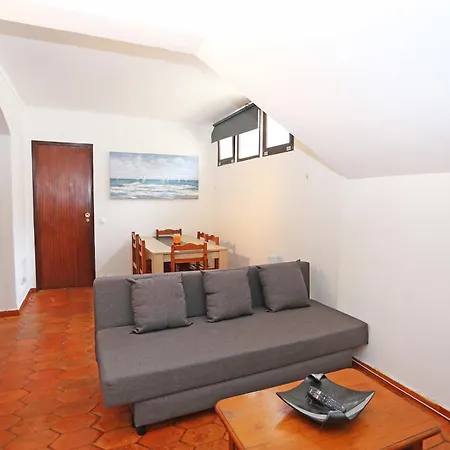 Apartment V - Seacliff